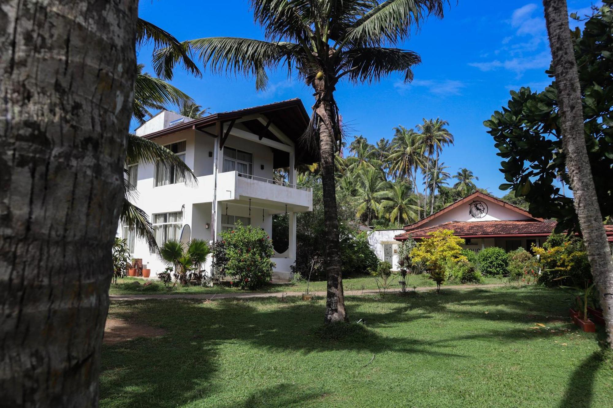 ホテル Singhe House ディックウェラ エクステリア 写真